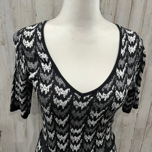 Roz & Ali (Target) Black Chevron Sweater Dress Belted Midi Womens Size Small - Picture 3 of 9
